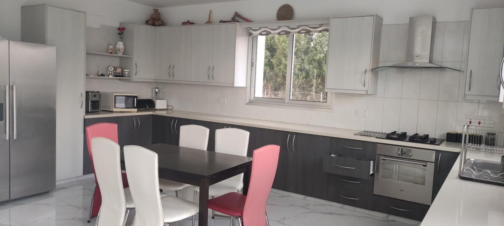 Kiti Village Villa, Cyprus, Salt-Water Pool, 6 Bedrooms, Larnaca Exterior foto