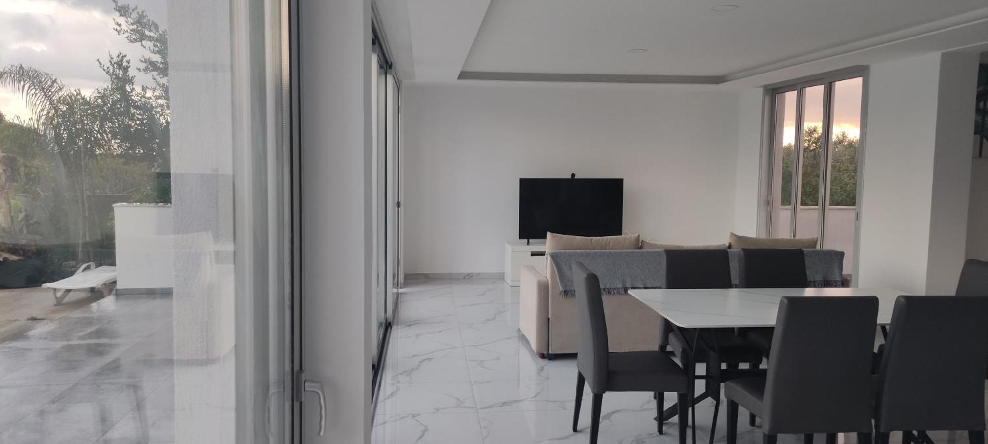 Kiti Village Villa, Cyprus, Salt-Water Pool, 6 Bedrooms, Larnaca Exterior foto
